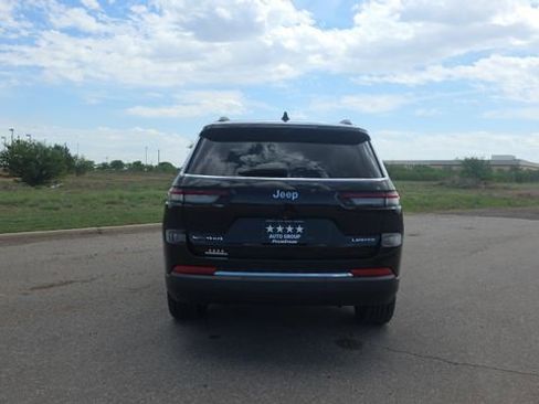 Used 2022 Jeep Grand Cherokee L Limited w/ Luxury Tech Group II image 7