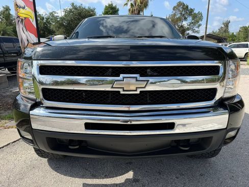 Used 2011 Chevrolet Silverado 1500 LT w/ All-Star Edition AWD/4WD image 2