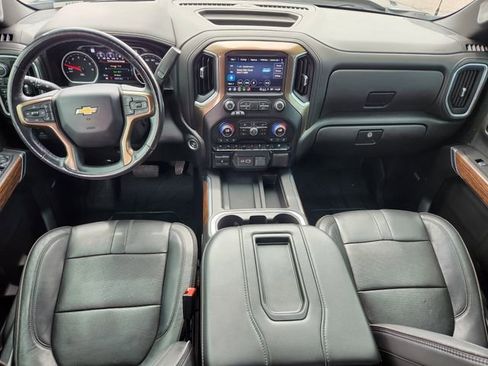 Used 2021 Chevrolet Silverado 1500 High Country w/ Technology Package AWD/4WD image 11