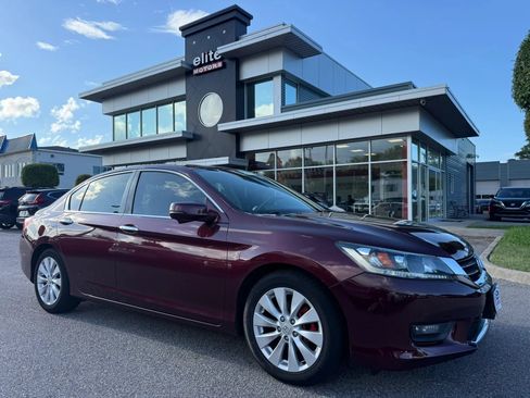 Used 2015 Honda Accord EX image 1