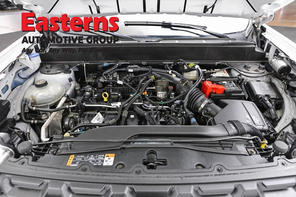 Used 2024 Nissan Armada SL w/ Captain's Chairs Package AWD/4WD image 59