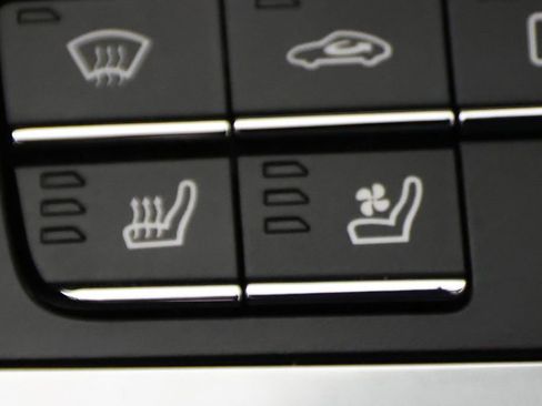 Used 2018 Porsche 911 Carrera S image 28