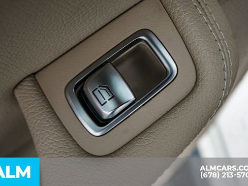 Used 2021 Mercedes-Benz C 300 4MATIC Sedan image 56