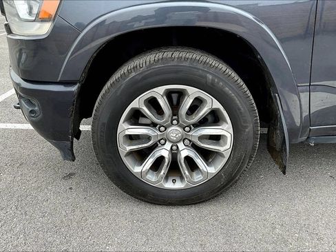 Used 2019 RAM 1500 Laramie AWD/4WD image 6