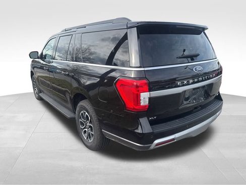 Certified 2024 Ford Expedition Max XLT image 4