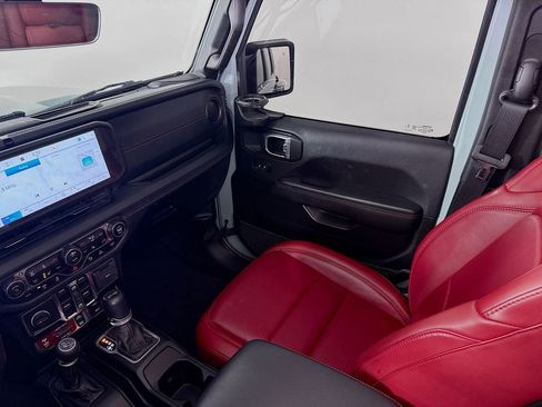 Used 2024 Jeep Wrangler Rubicon 392 image 25