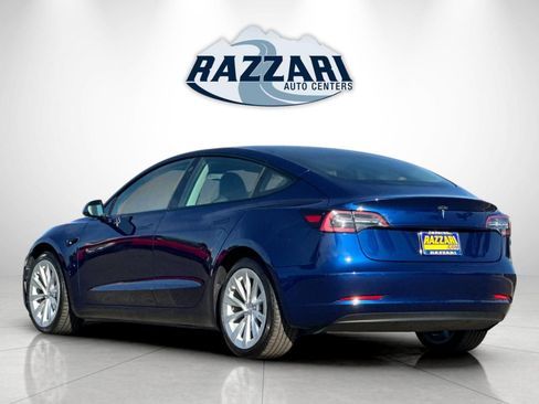 Used 2023 Tesla Model 3 Standard Range image 5