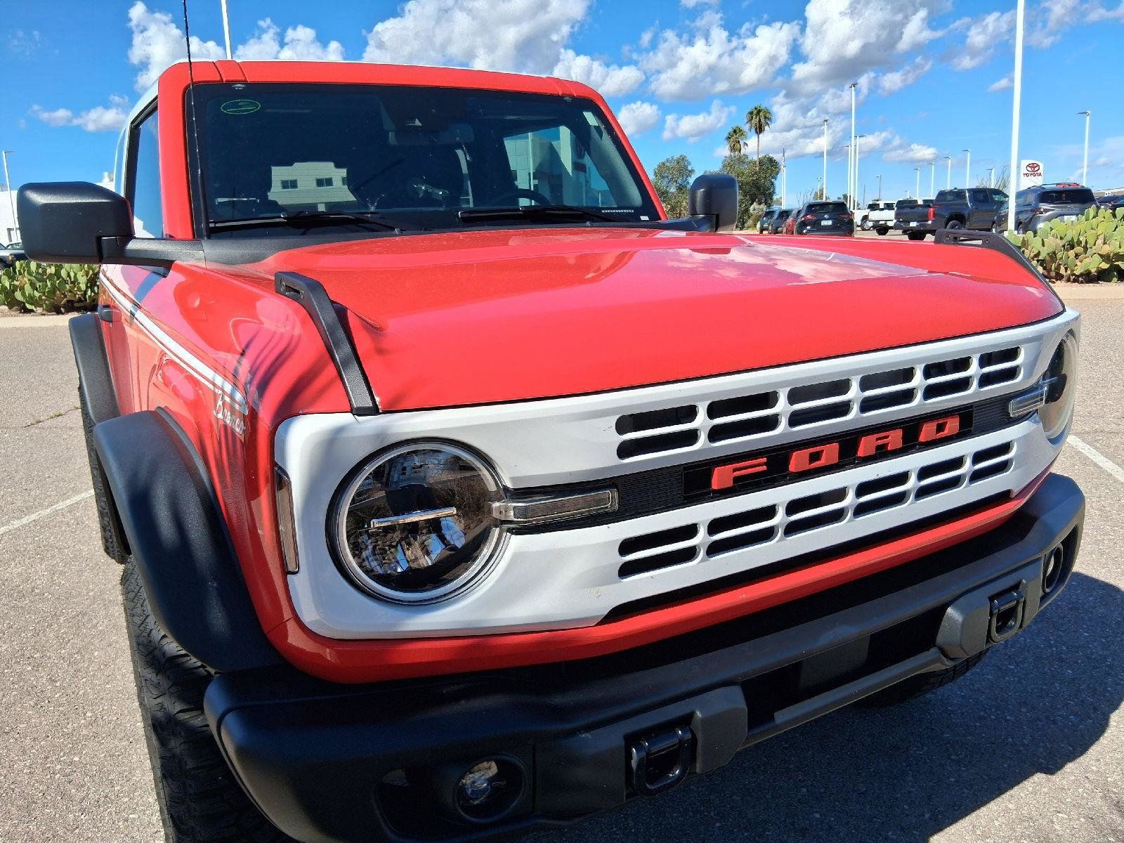Used 2024 Ford Bronco Heritage Edition AWD/4WD image 13