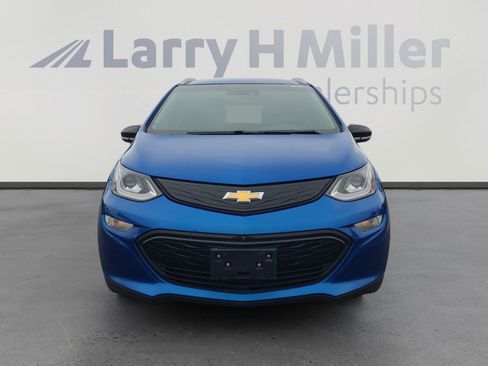 Used 2020 Chevrolet Bolt Premier w/ Infotainment Package image 8
