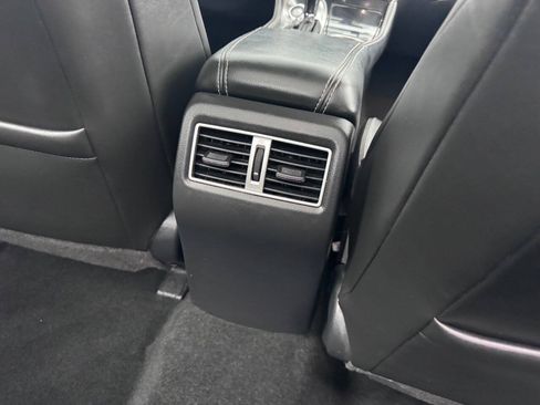 Used 2017 Nissan Maxima Platinum FWD image 11