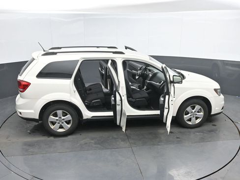 Used 2012 Dodge Journey SXT w/ Sound Group image 40