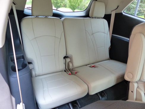 Used 2021 Buick Enclave Essence w/ Sound and Sites Package image 47