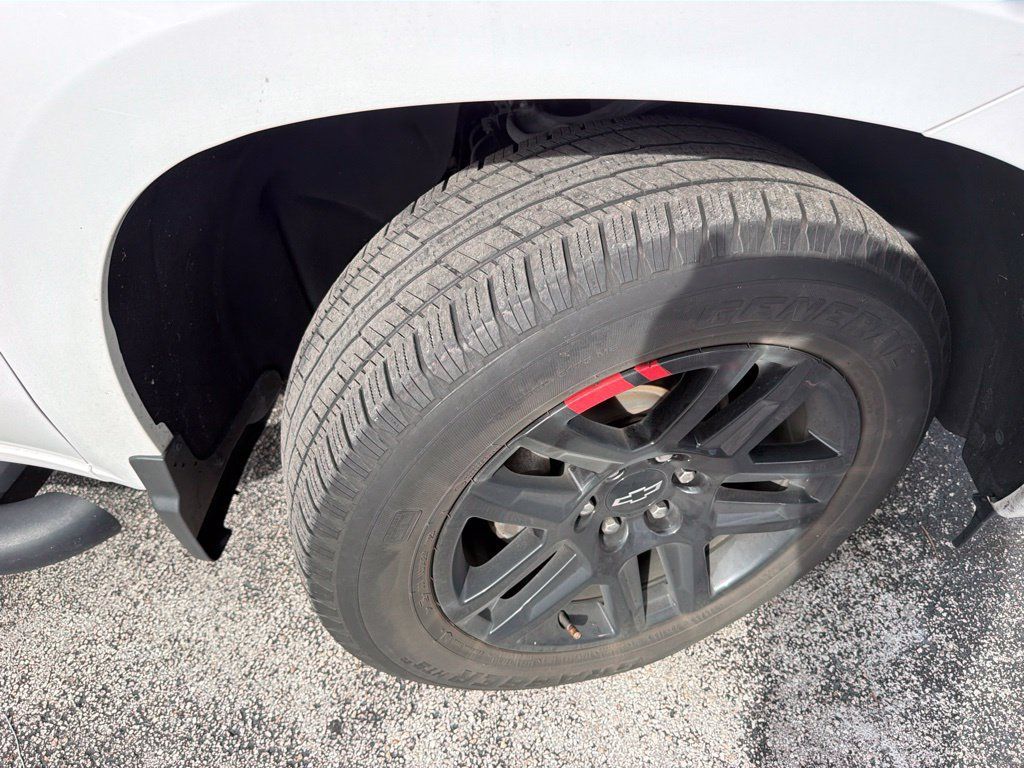 Used 2023 Chevrolet Silverado 1500 RST w/ Redline Edition RWD image 11
