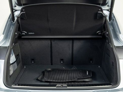 New 2026 Porsche Cayenne Base image 31