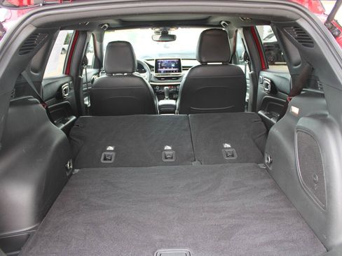 Used 2023 Jeep Compass High Altitude AWD/4WD image 27