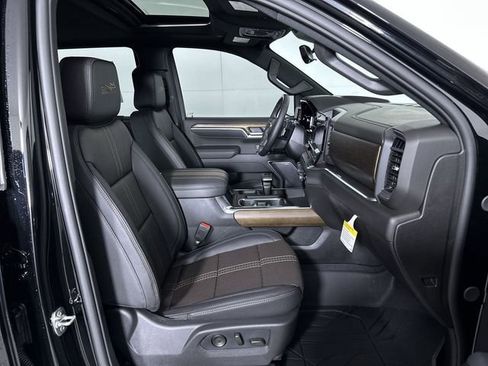 New 2026 Chevrolet Silverado 1500 High Country AWD/4WD image 29