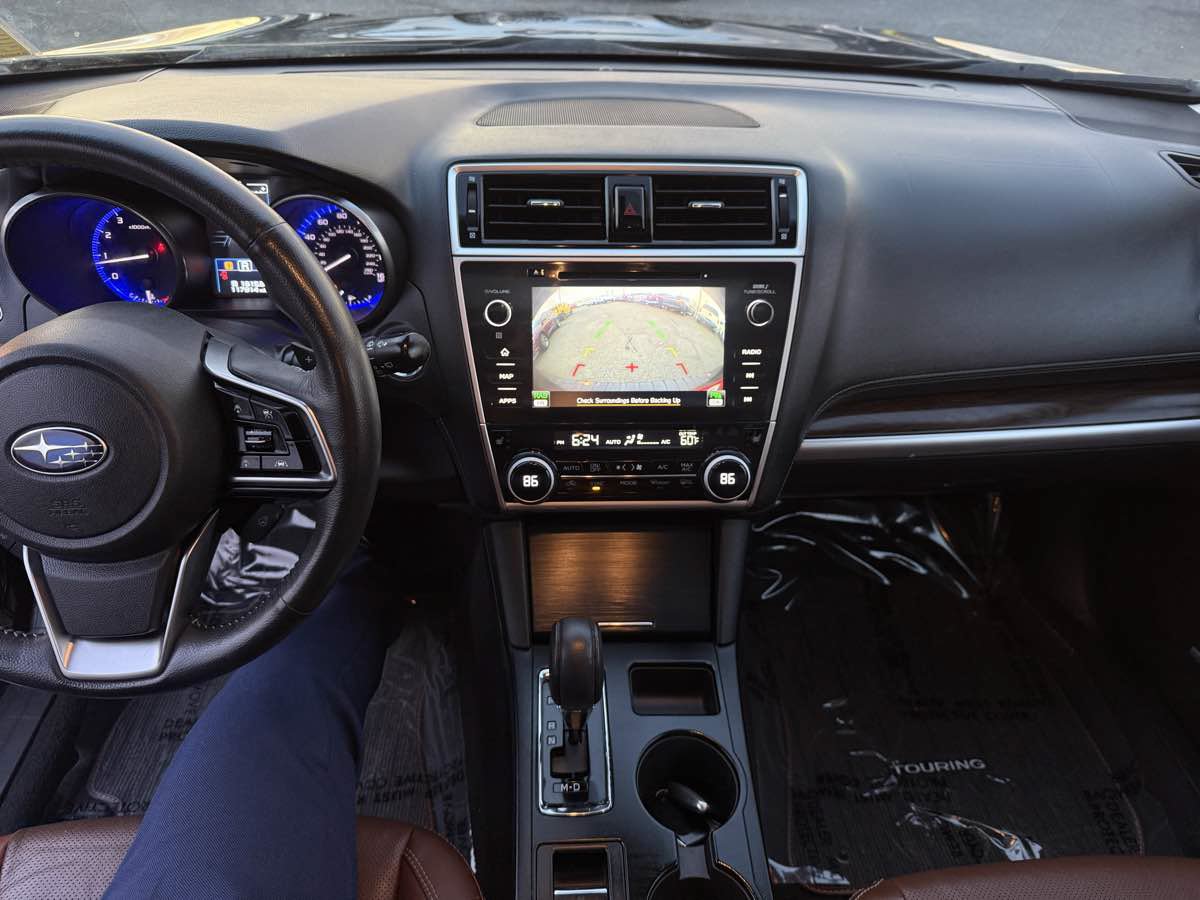 Used 2019 Subaru Outback 3.6R Touring w/ Popular Package #3A AWD/4WD image 9