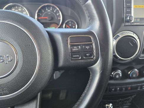 Used 2012 Jeep Wrangler Unlimited Sahara w/ Connectivity Group image 15