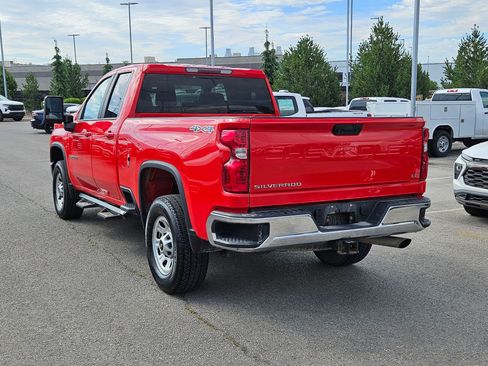 Used 2020 Chevrolet Silverado 2500 LT w/ Fleet Comfort Package AWD/4WD image 5