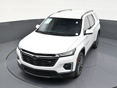 Used 2024 Chevrolet Traverse RS FWD image 19