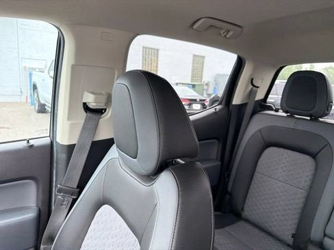 Used 2018 Chevrolet Colorado Z71 AWD/4WD image 67
