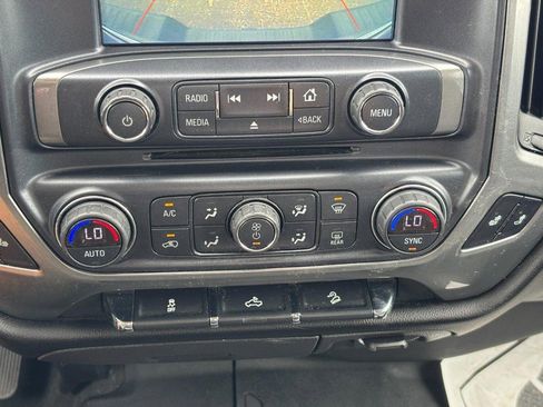 Used 2018 Chevrolet Silverado 1500 LT w/ All Star Edition AWD/4WD image 22