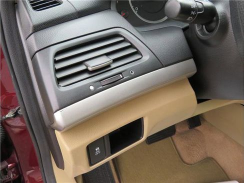 Used 2011 Honda Accord LX image 10