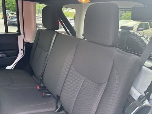 Used 2013 Jeep Wrangler Unlimited Sport AWD/4WD image 15