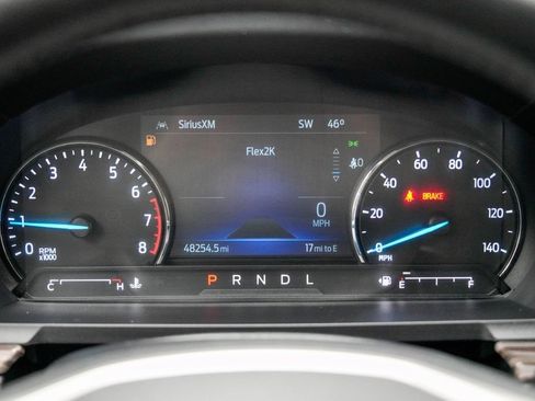 Used 2023 Ford Explorer Limited AWD/4WD image 33