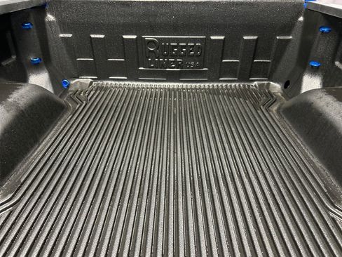 Used 2025 Chevrolet Silverado 1500 LT image 23