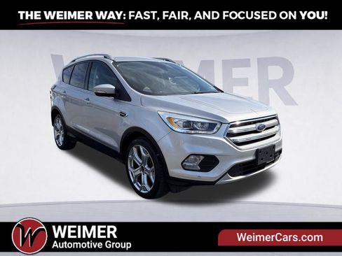 Used 2019 Ford Escape Titanium AWD/4WD image 9
