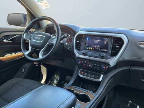 Used 2021 GMC Acadia SLE w/ Driver Convenience Package FWD image 14