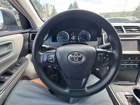 Used 2017 Toyota Camry LE FWD image 23
