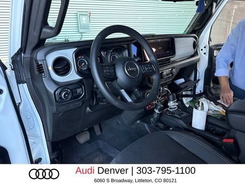 Used 2024 Jeep Wrangler Unlimited Sport AWD/4WD image 8