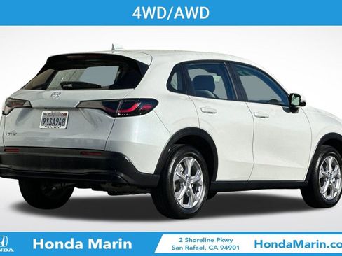 Certified 2025 Honda HR-V LX image 6