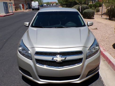 Used 2013 Chevrolet Malibu LT FWD image 2