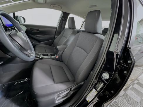 Used 2024 Toyota Corolla LE image 15