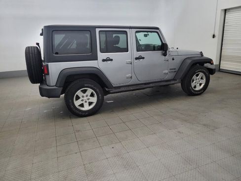 Used 2018 Jeep Wrangler Unlimited Sport S image 10