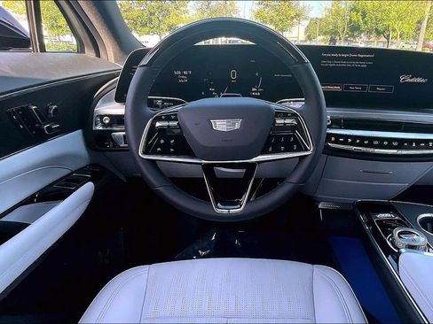 New 2026 Cadillac Lyriq Luxury w/ LPO, Floor Liner Package AWD/4WD image 21