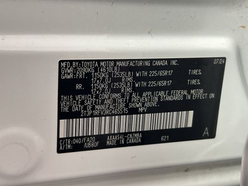 Used 2024 Toyota RAV4 XLE image 30