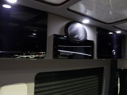 Used 2023 Mercedes-Benz Sprinter 2500 image 14