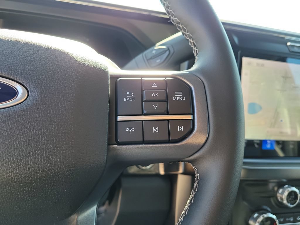 New 2026 Ford F350 Lariat w/ Black Appearance Package AWD/4WD image 18