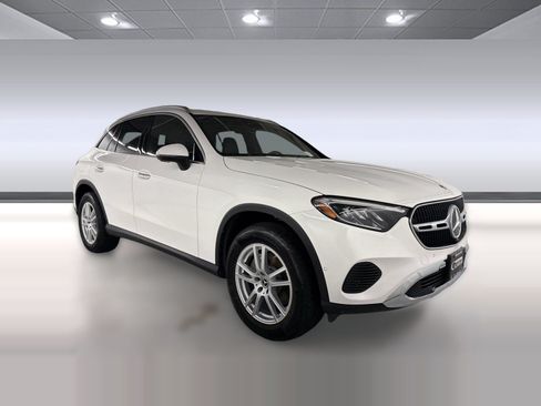Certified 2026 Mercedes-Benz GLC 300 image 7