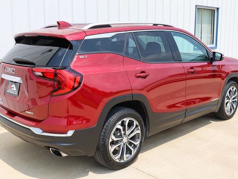 Used 2019 GMC Terrain SLT w/ Preferred Package image 5