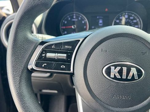Used 2020 Kia Forte LXS FWD image 16