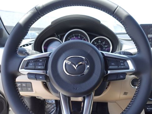 New 2026 MAZDA MX-5 Miata RF Grand Touring w/ Weather Package RWD image 17
