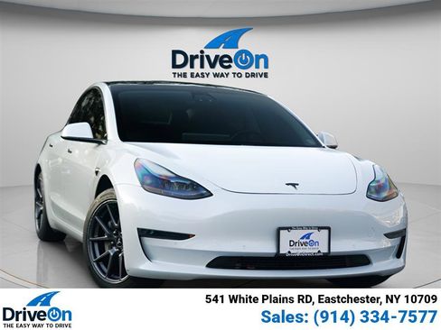 Used 2021 Tesla Model 3 Standard Range Plus image 14
