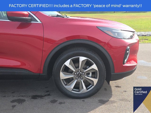 Used 2023 Ford Escape Platinum w/ Premium Technology Package AWD/4WD image 6