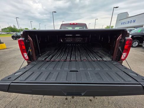 Used 2024 GMC Sierra 3500 SLE w/ SLE Convenience Package AWD/4WD image 14