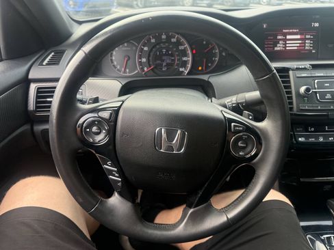 Used 2016 Honda Accord Sport image 22